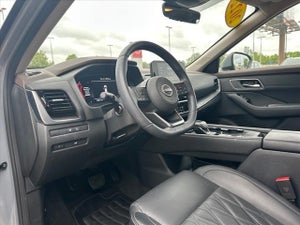 2022 Nissan Rogue Platinum FWD